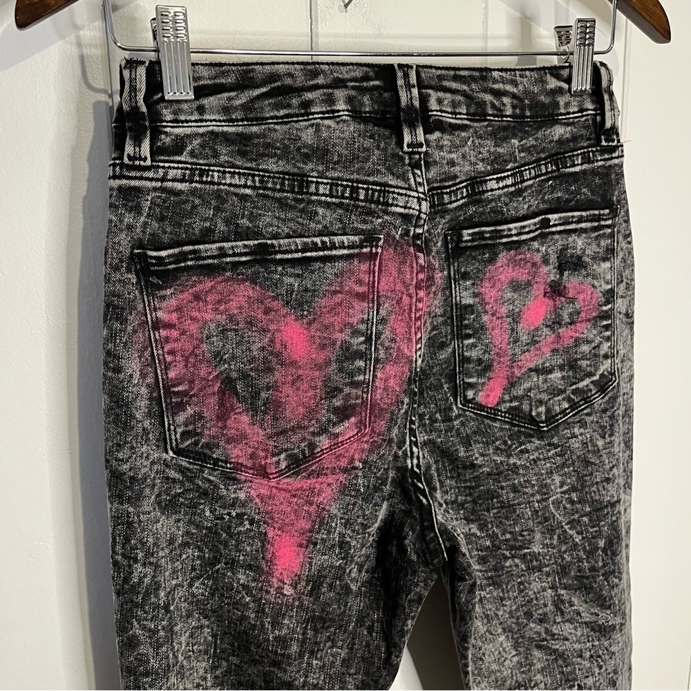 refuge Miami Acid Wash and Pink Jeans. Size 5. - Picture 6 of 6